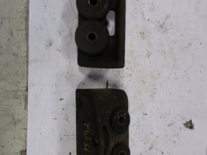Used 1994 Freightliner FLD120 Engine Mount (Stock #21402752)) Part Image