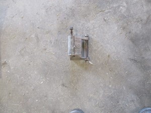 Used 1996 Freightliner FLD120 Bracket Image