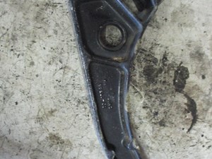 Used 2001 Freightliner FLD132 Fuel Tank Bracket (Stock #21403697)) Part Image