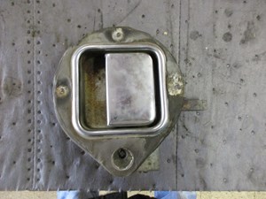 Used 2002 Peterbilt 379 Sleeper Part (Stock #21403115)) Part Image