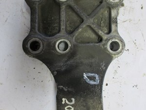 Used 2005 Volvo VNL Engine Mount Image