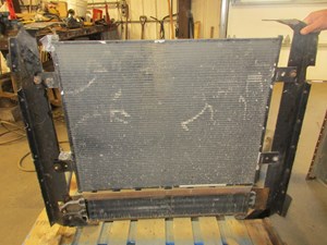 Used 2007 Peterbilt 387 A/C Condenser (Stock #21403425)) Part Image