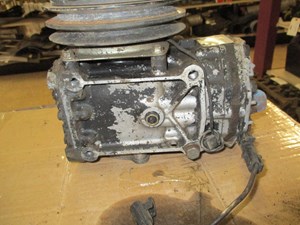 Used A/C Compressor Image