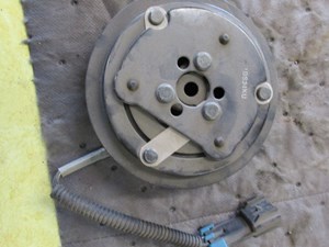 Used A/C Compressor Image