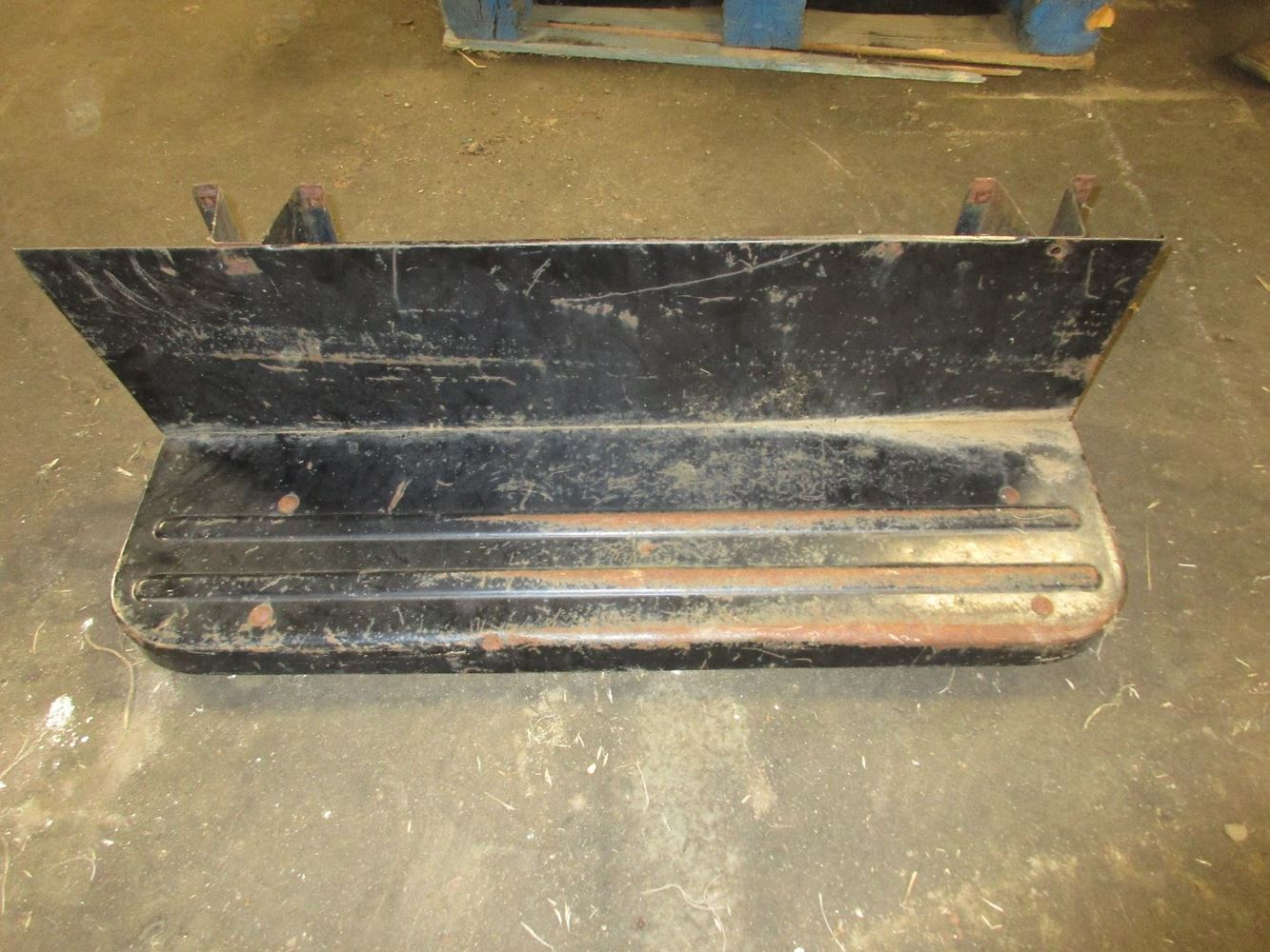 1982 Kenworth K100 (Stock #21402836) | Fuel Tank Steps | TPI