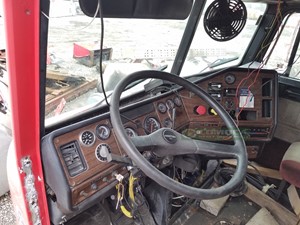 Used 1996 Freightliner FLD120 Cab (Stock #FR-0529-9)) Part Image