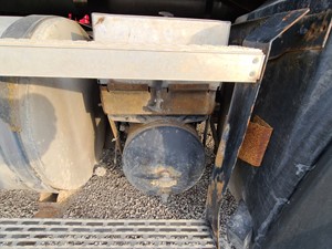 Used 1998 Mack CL713 Battery Box (Stock #MK-0619-7)) Part Image