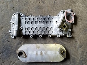 Used 2001 Isuzu 4HE1-XS Oil Cooler (Stock #GM-0591-10)) Part Image