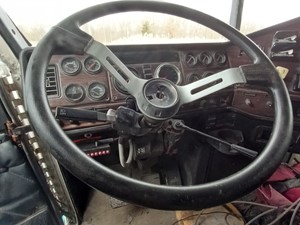 Used 2002 Freightliner FLD120 Steering Column (Stock #FR-0679-23)) Part Image