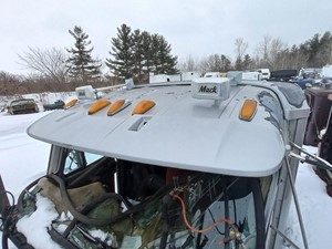 Used 2003 Mack CH613 Sun Visor (Stock #MK-0698-5)) Part Image