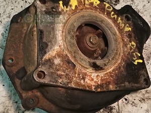 Used 2004 Caterpillar C15 Water Pump (Stock #KW-0476-34)) Part Image