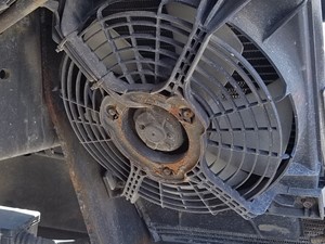 Used 2004 GMC T7500 A/C Condenser (Stock #GM-0527-42)) Part Image