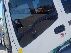 Used 2004 GMC T7500 Door (Stock #GM-0527-6)) Part Image