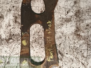 Used 2004 Kenworth T800 Engine Mount (Stock #KW-0476-54)) Part Image