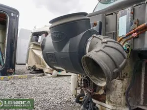 Used 2004 Peterbilt 387 Air Cleaner (Stock #PT-0468-10)) Part Image