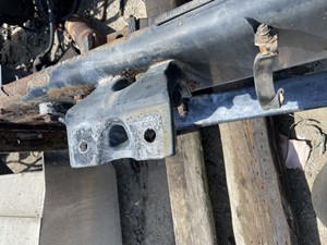 Used 2004 Peterbilt 387 Cab Mount (Stock #PT-0468-4)) Part Image