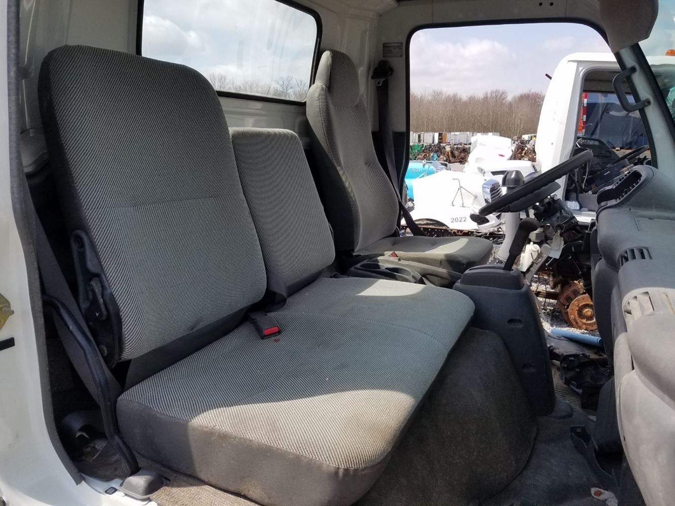 2005 GMC W5500 (Stock GM056316) Seats TPI