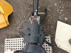 Used 2005 International 3000 Steering Column (Stock #B-1052)) Part Image