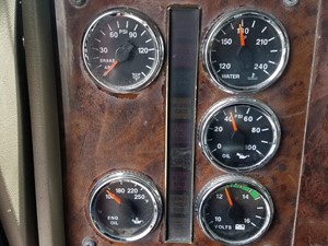 Used 2005 International 9900I Dash Control Module (Stock #IN-0499-35)) Part Image