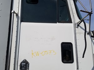 Used 2005 Kenworth T800 Door (Stock #KW-0573-9)) Part Image