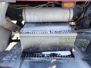 Used 2005 Peterbilt 378 Battery Box (Stock #PT-0625-26)) Part Image
