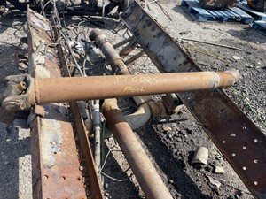 Used 2005 Peterbilt 378 Driveshaft (Stock #PT-0625-37)) Part Image