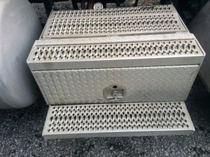 Used 2005 Peterbilt 379 UNIBILT Tool Box (Stock #PT-0470-12)) Part Image