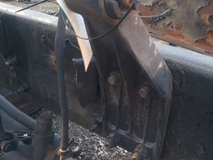 Used 2005 Volvo VNL Cab Mount (Stock #VV-0444-23)) Part Image