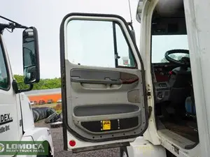 Used 2006 Freightliner ST120 Door (Stock #FR-0736-20)) Part Image