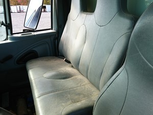 Used 2006 International 4300 Durastar Seat (Stock #IN-0514-13)) Part Image