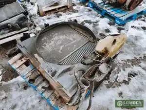 Used 2006 International 9400I Radiator (Stock #IN-0642-37)) Part Image