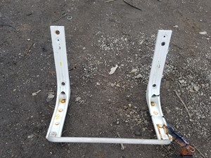 Used 2006 Volvo VNL Cab Mount (Stock #VV-0493-24)) Part Image