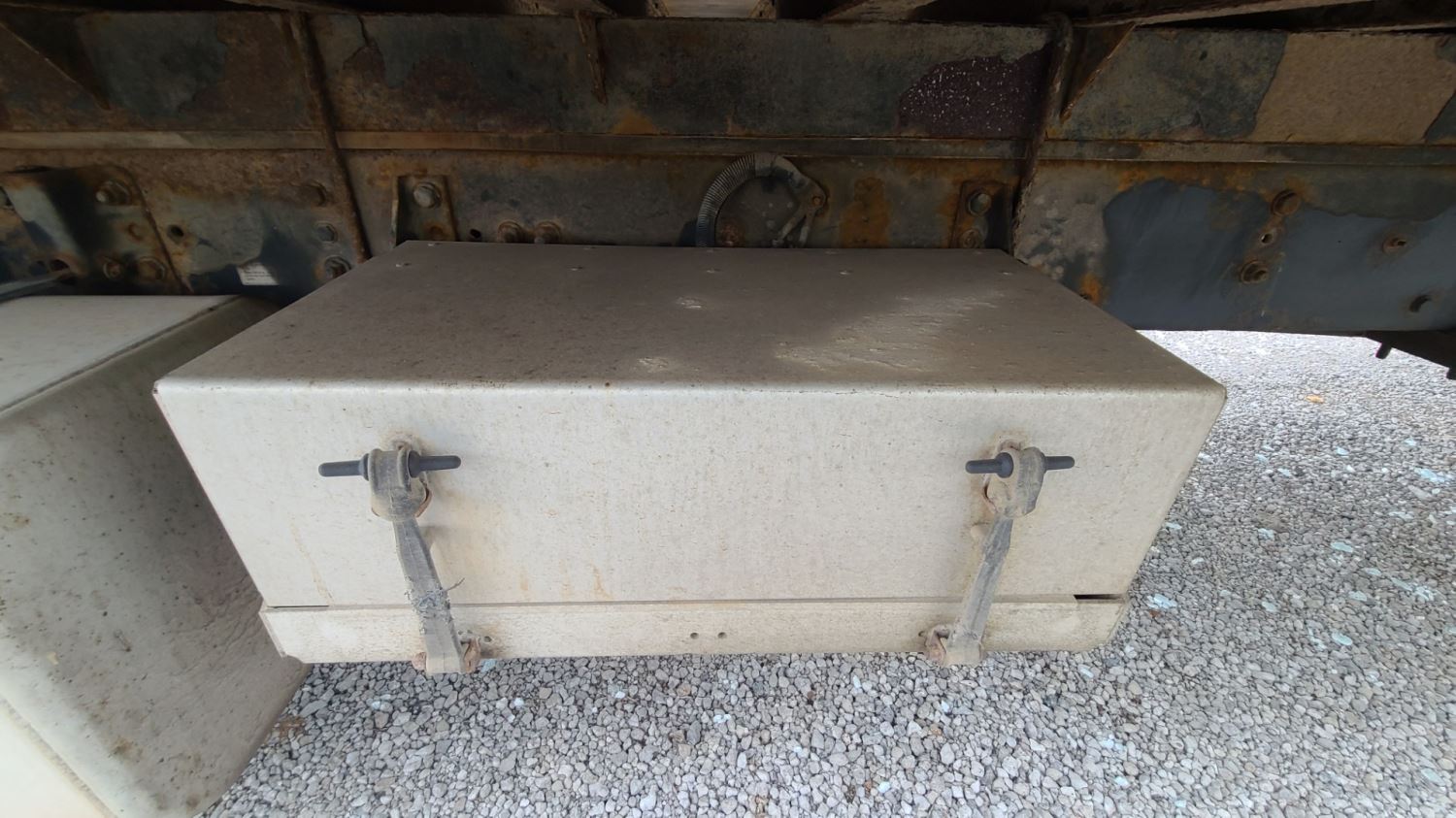 Used 2007 Freightliner M2 106 Battery Box for sale York Ontario