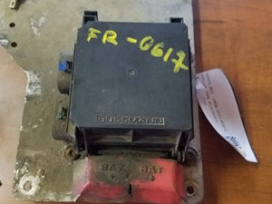 Used 2007 Freightliner M2 106 Fuse Box (Stock #FR-0617-20)) Part Image
