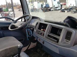 Used 2007 Hino 268 Cab (Stock #HI-0552-15)) Part Image