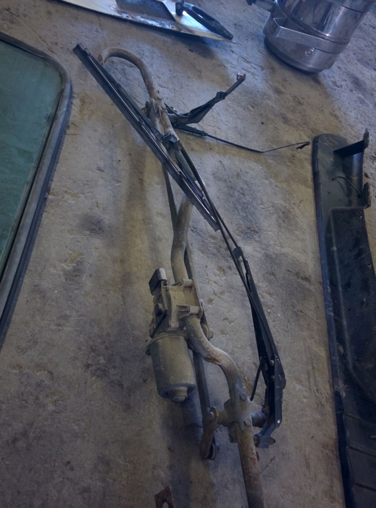 2007 Kenworth T800 (Stock KW047447) Wiper Arms TPI