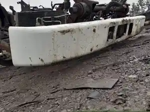 Used 2007 Mitsubishi FE85D Bumper (Stock #MT-0730-10)) Part Image