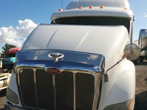 Used 2007 Peterbilt 387 Sun Visor (Stock #PT-0415-34)) Part Image