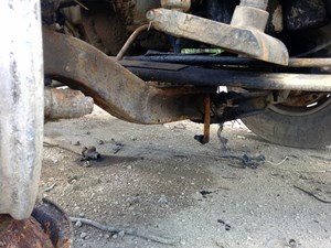 Used 2007 Volvo VNL670 Front Axle, Complete (Stock #VV-0443-8)) Part Image