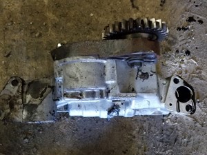 Used 2008 Cummins ISX Oil Pump (Stock #ISX-020-58)) Part Image