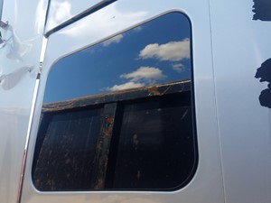 Used 2008 International PROSTAR Back Window (Stock #IN-0490-9)) Part Image