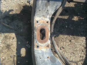 Used 2008 Mack CXU613 Engine Mount (Stock #MK-0423-65)) Part Image