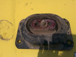 Used 2008 Mack CXU613 Engine Mount (Stock #MK-0423-49)) Part Image