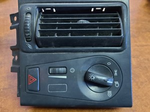 Used 2009 Volvo VNL Dash Control Module (Stock #VV-0503-35)) Part Image