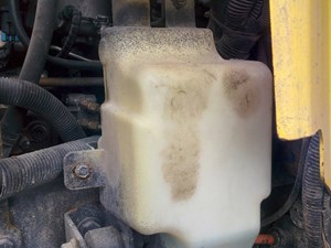 Used 2010 International 4400 Windshield Washer Reservoir (Stock #IN-0465-24)) Part Image