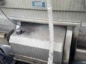 Used 2010 Peterbilt 367 Hydraulic Tank (Stock #PT-0633-13)) Part Image