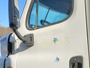 Used 2011 Freightliner Cascadia 125 Door (Stock #FR-0553-28)) Part Image