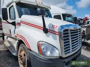 Used 2011 Freightliner Cascadia 125 Hood (Stock #FR-0788-38)) Part Image