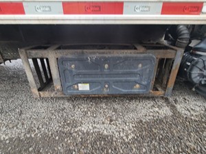 Used 2012 Isuzu NRR Diesel Particulate Filter (DPF) (Stock #IZ-0683-3)) Part Image