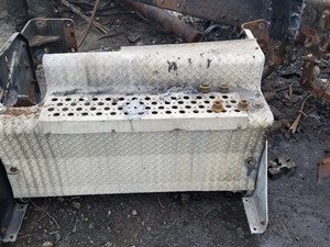 Used 2012 Kenworth T800 Battery Box Cover (Stock #KW-0518-13)) Part Image